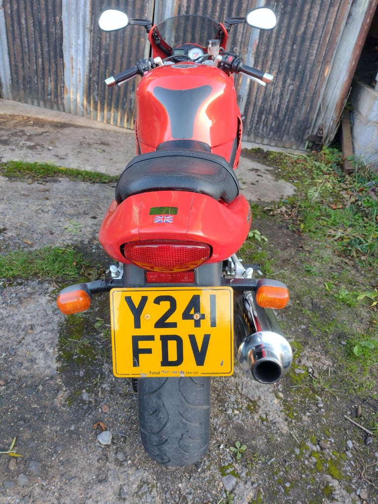 2001 Y. Triumph Sprint RS 955i Sprint RS. ORANGE. 22K, NEW MOT VGC. 3 KEYS. HEATED GRIPS.