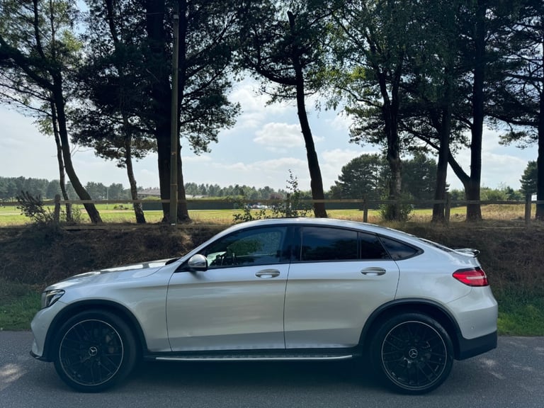 2016 Mercedes-Benz GLC GLC 220d 4Matic AMG Line Premium 5dr 9G-Tronic / Sunroof / Black Pack. COU...