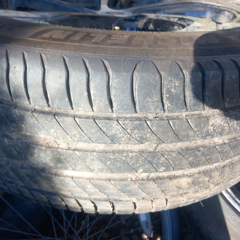Mg hs zs alloys and tyres 