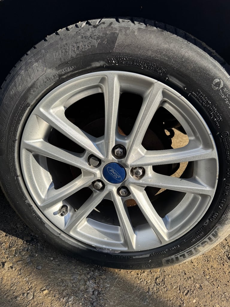 Ford, FOCUS, Estate, 2017, Manual, 1499 (cc), 5 doors