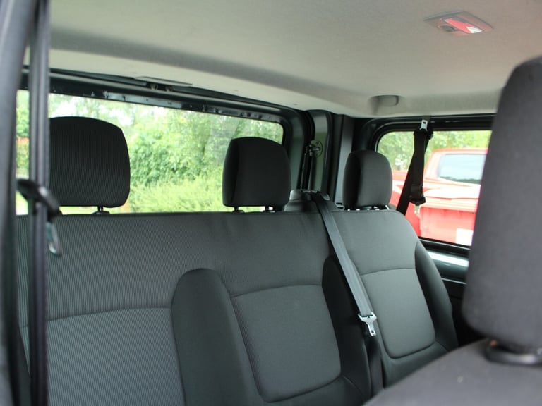 2023 Renault Trafic 2.0 dCi 28 Business Minibus Double Cab 5dr Diesel Manual