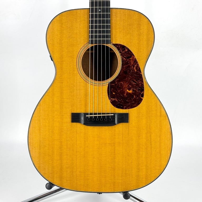 2014 Martin 000-18E Retro - Natural - Trades