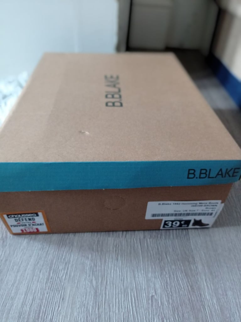 Men Chelsea boots, dark brown, UK 7