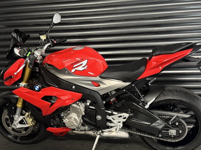 BMW S1000R SPORT  Only 7130 Miles BMW Servicing