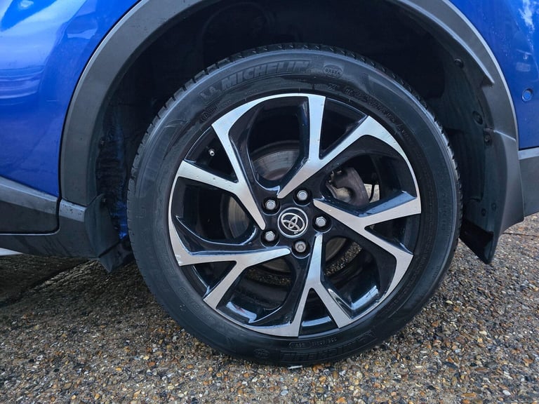 2017 Toyota C-HR 1.8 Hybrid Dynamic 5dr CVT HATCHBACK PETROL/ELECTRIC Automatic