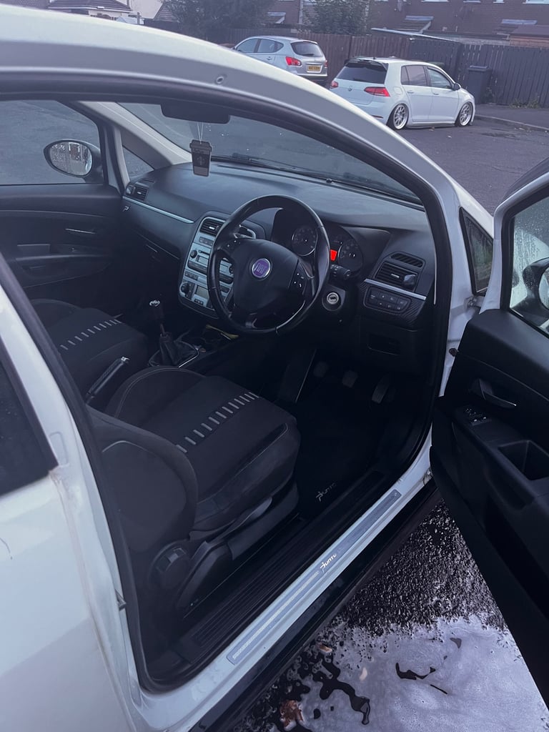 Fiat, GRANDE PUNTO, Hatchback, 2008, Manual, 1368 (cc), 3 doors