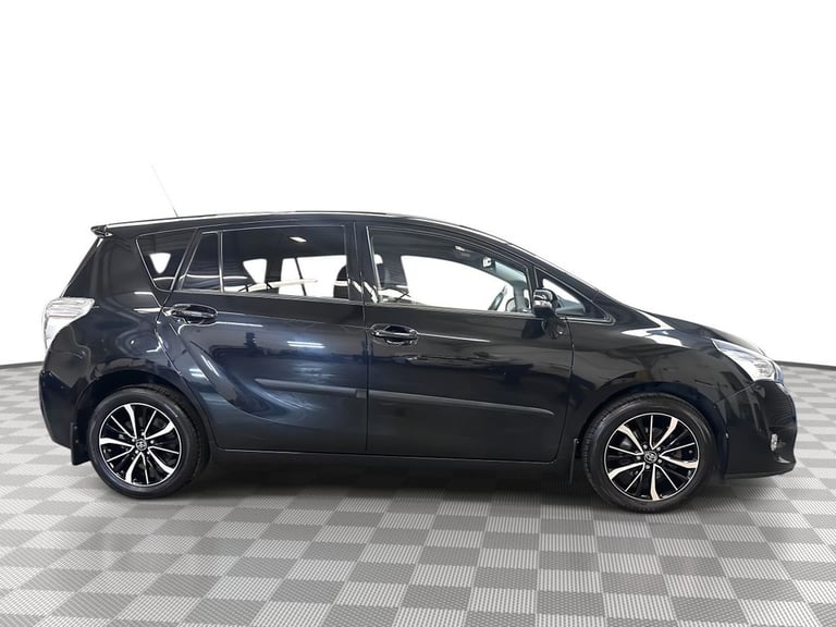 2017 Toyota Verso 1.8 V-matic Design 5dr M-Drive S MPV PETROL Automatic