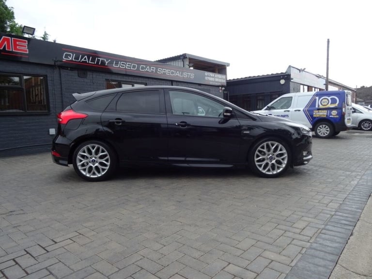  Ford Focus 1.0 EcoBoost 140 ST-Line Navigation 5dr finance available Petrol