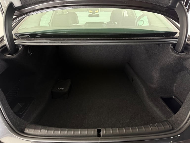 2020 BMW 5 Series 520d SE 4dr Auto SALOON DIESEL Automatic