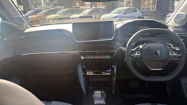 2025 Peugeot 208 1.2 Hybrid 110 Allure 5dr e-DSC6 Petrol Hatchback Hatchback Petrol Automatic