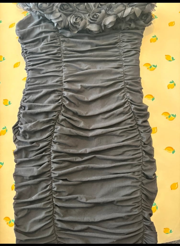 Chi chi London dress