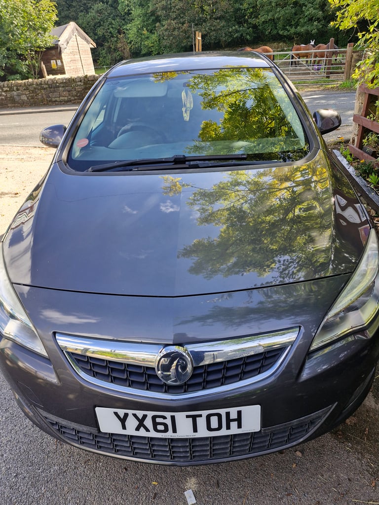 Vauxhall, ASTRA, Hatchback, 2011, Manual, 1598 (cc), 5 doors