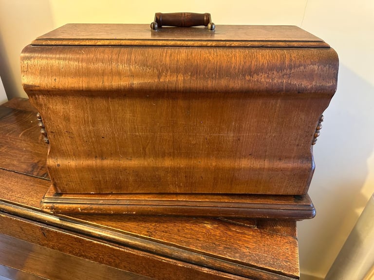 Jones CS Antique sewing machine Manchester with case