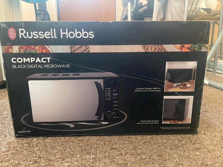 Brand New Russell Hobbs RHM1714B Microwave 17L Black