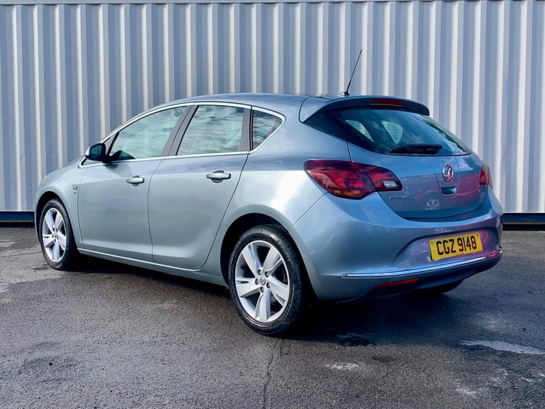 2016 Vauxhall Astra 1.6i SRi Euro 6 5dr HATCHBACK Petrol Manual