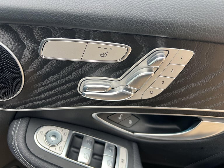 2017 Mercedes-Benz GLC 2.1 GLC220d AMG Line (Premium) G-Tronic 4MATIC Euro 6 (s/s) 5dr ESTATE Die...