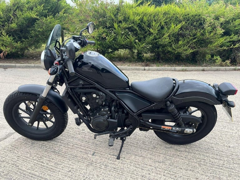 2017 17 HONDA CMX 500 A-X REBEL CMX500 CRUISER BOBBER 4k MILES ONLY NEW MOT