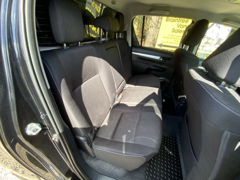 2023 Toyota Hilux 2.4 D-4D Icon Pickup Double Cab 4dr Diesel Auto 4WD Euro 6 (s/s) (150 ps) PICKU...