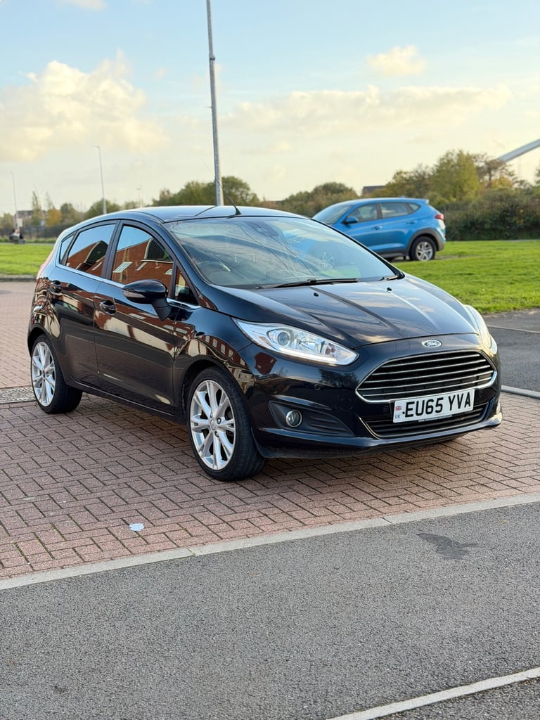 image for Ford, FIESTA, Hatchback, 2015, Manual, 1498 (cc), 5 doors