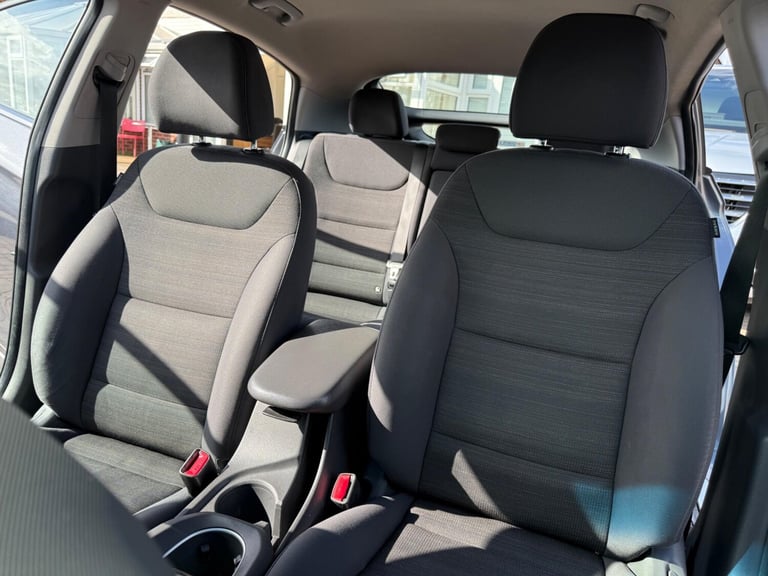 2018 Hyundai IONIQ 1.6 h-GDi Premium DCT Euro 6 (s/s) 5dr HATCHBACK Petrol/Electric Hybrid Automatic