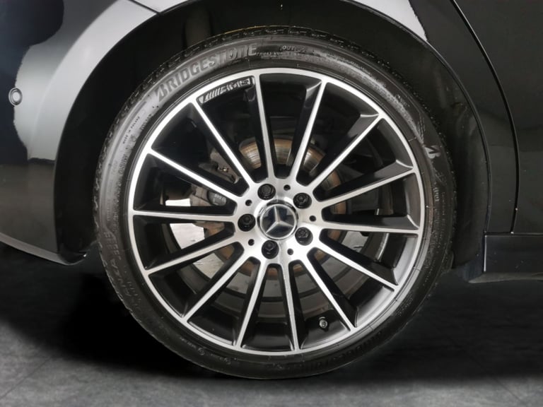 2021 Mercedes-Benz A-Class 2.0 A200d Exclusive Edition Hatchback 5dr Diesel 8G-DCT Euro 6 (s/s) (...