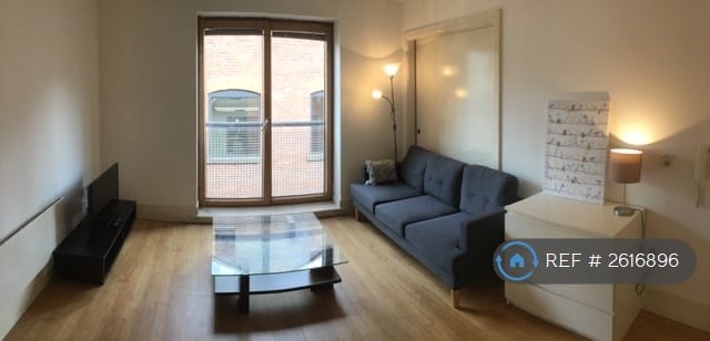 2 bedroom flat in The Foundry, Manchester, M1 (2 bed) (#2616896)