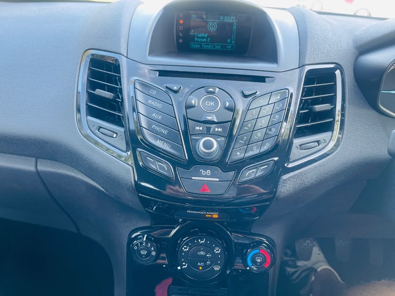 Ford FIESTA 2015, Manual 1.25 petrol, long mot, px or swap possible, 5 doors