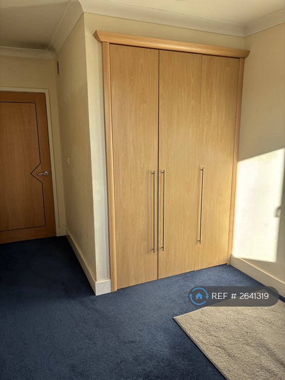 2 bedroom flat in Wherry Road, Norwich, NR1 (2 bed) (#2641319)