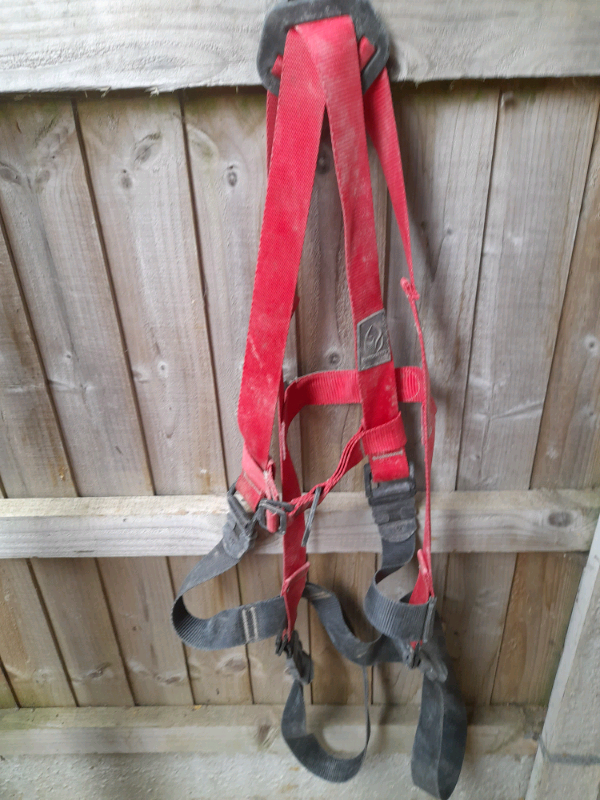 Safety harness fall arrest scaffold tree roof climbing lanyard in