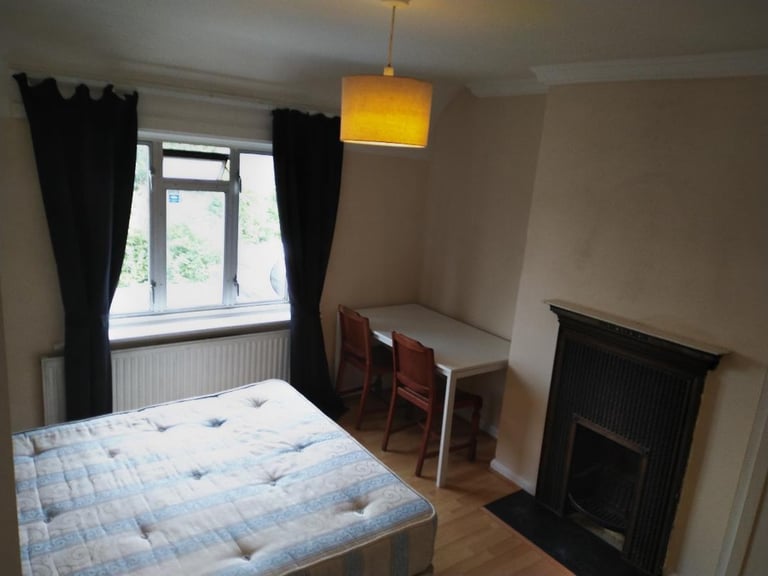 Cosy Double Room in East Acton with All Bills and Wi-Fi, Zone2