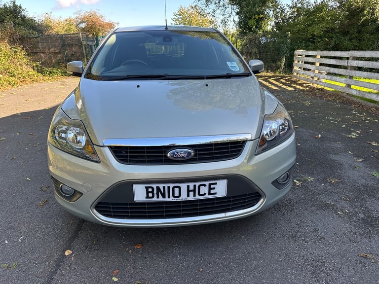FORD FOCUS TITANIUM Hatchback, 2010, Manual, 1596 (cc), 5 doors