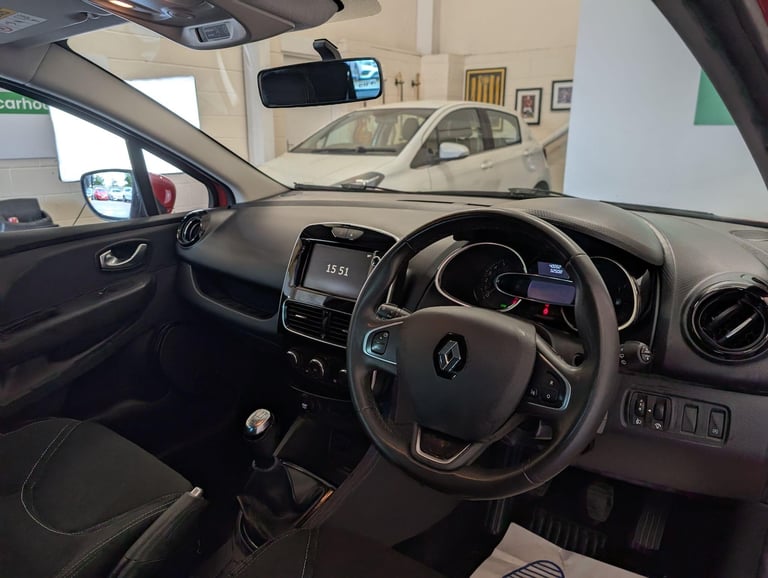 2019 Renault Clio 0.9 TCe Iconic Euro 6 (s/s) 5dr HATCHBACK Petrol Manual