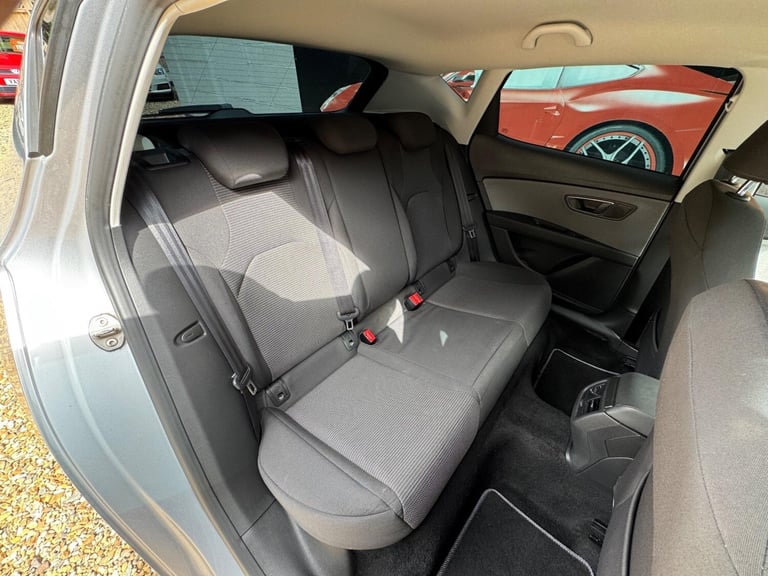 2018 SEAT Leon 1.2 TSI SE Dynamic Technology Euro 6 (s/s) 5dr HATCHBACK Petrol Manual