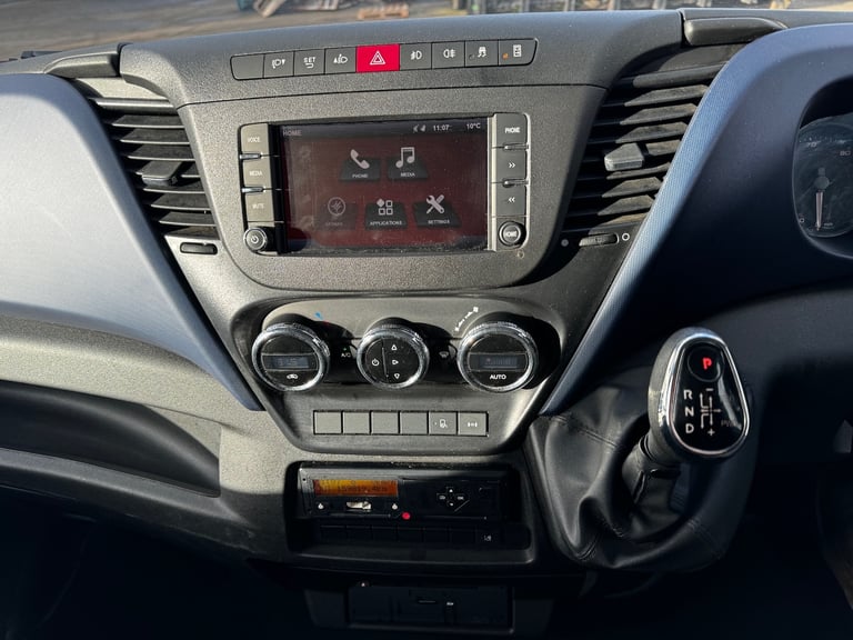 2016 Iveco Daily Iveco Daily 70-210 3.0 Auto-Hi-Matic 2016 Euro-6 14f Curtainsider Van NA Diesel ...