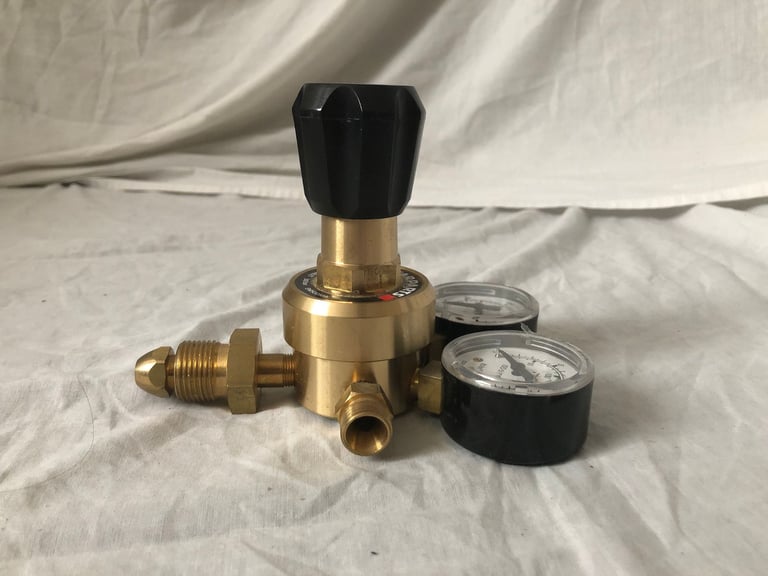 Oxygen Gas Bottle Regulator