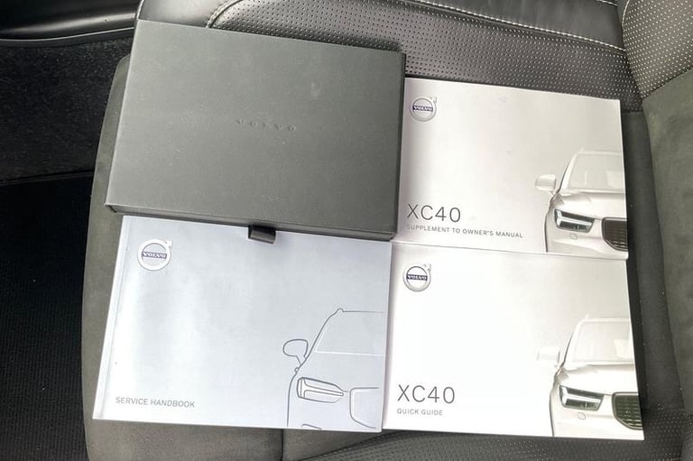 2020 Volvo XC40 2.0 B4P R DESIGN Pro 5dr Auto Semi-Auto Estate Petrol Semi Automatic