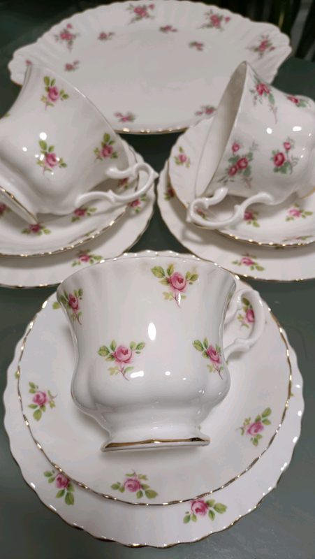 Vintage pink roses tea set - 3 trios and a cake plate