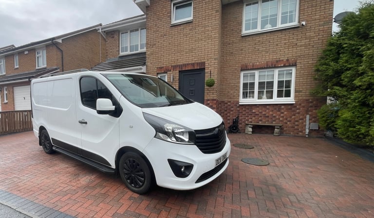 2019 Vauxhall Vivaro 1.6 CDTI 2900 Sportive - FSH - Private Plate - 9" Stereo Entertainment