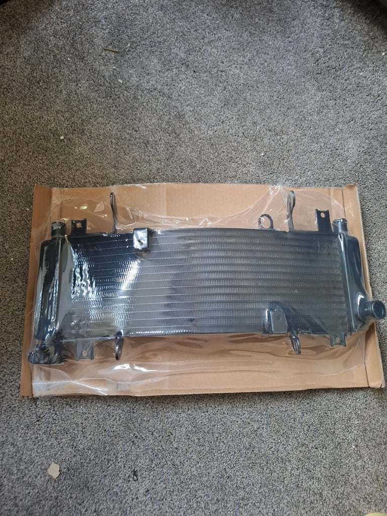 image for NEW Fit For Suzuki TL1000R 1998-2003 Motorcycle upper part Engine Radiator Cooler