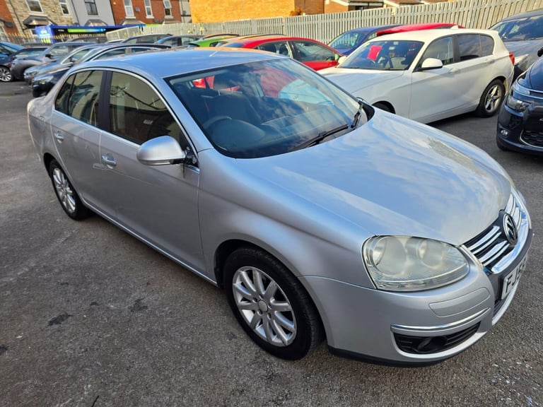 2009 Volkswagen Jetta 1.6 FSI SE Euro 4 4dr SALOON PETROL Manual