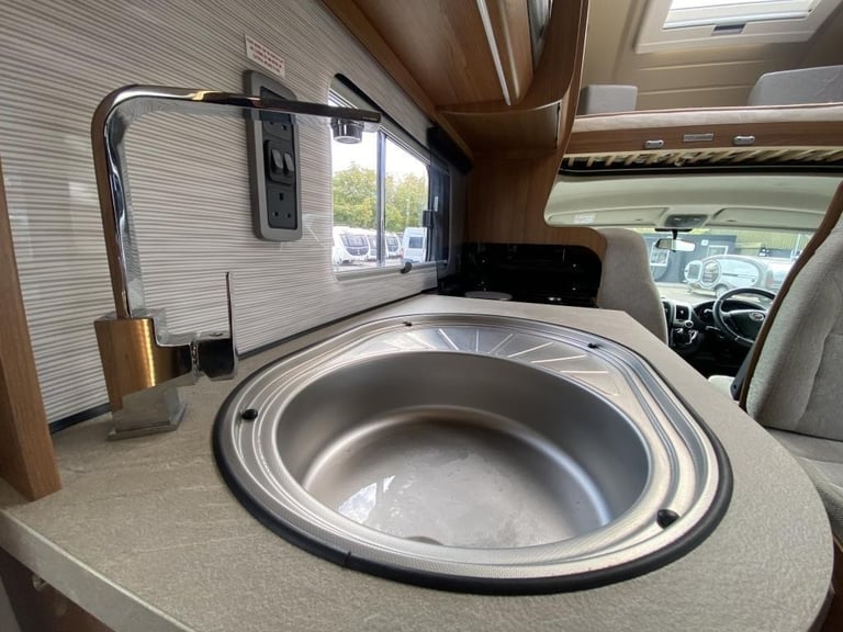 2019 AUTO-TRAIL FRONTIER SCOUT 6 BERTH MOTORHOME