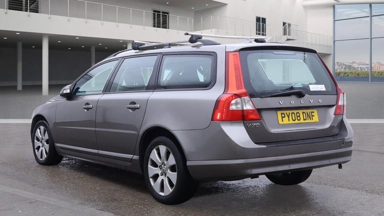 VOLVO V70 2.4 D SE G/T Estate LEATHER AUTO