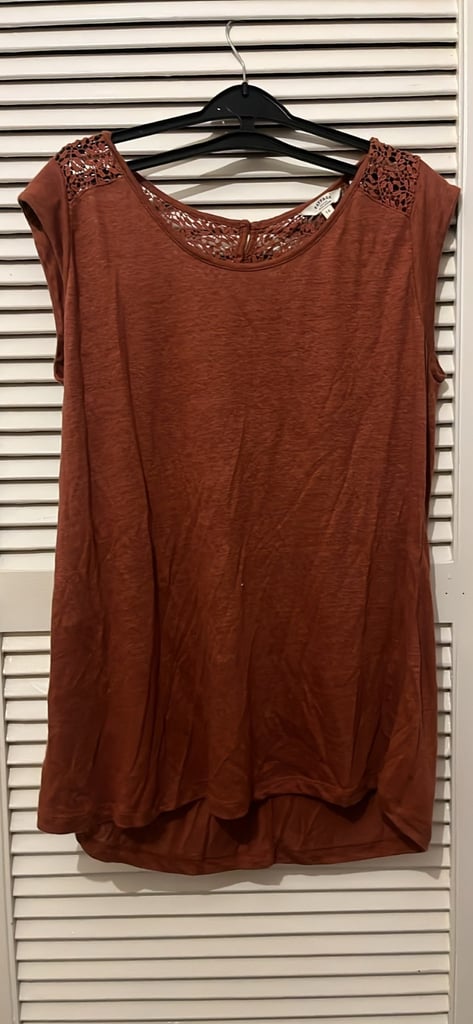 image for Rust coloured top