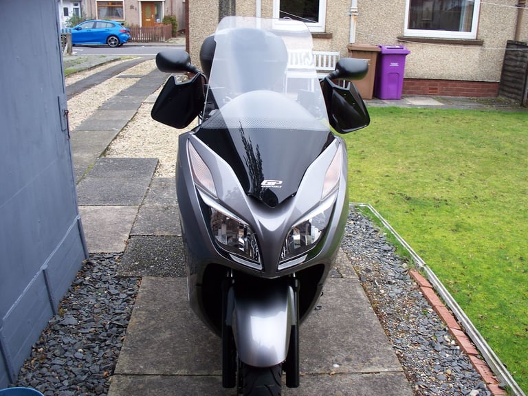 Honda, NSS, 2016, 279 (cc)