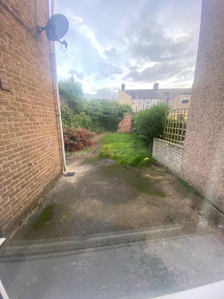 A well presented one bedroom end of terraced cottage located in Raby Street Evenwood 
