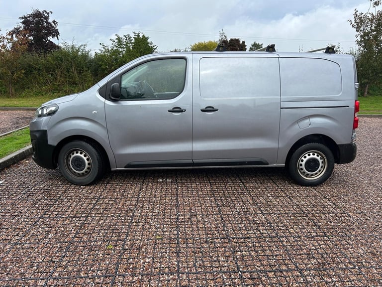  Citroen Dispatch 2.0 BlueHDi 1400 Enterprise M FWD 2 Euro 6 (s/s) 6dr Diesel Manual