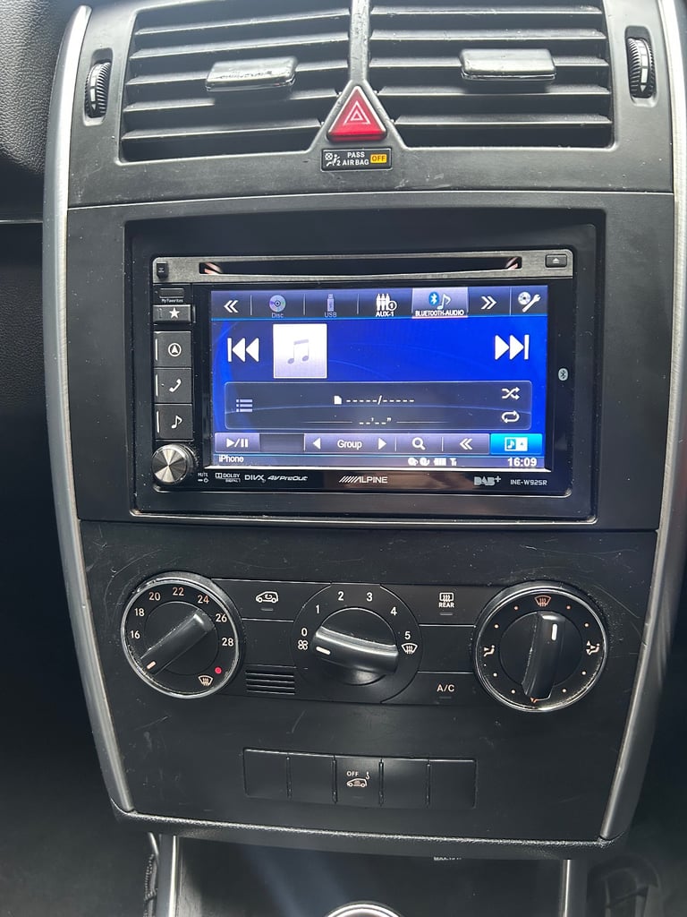 Mercedes-Benz, B CLASS, MPV, 2010, Semi-Auto, 1498 (cc), 5 doors