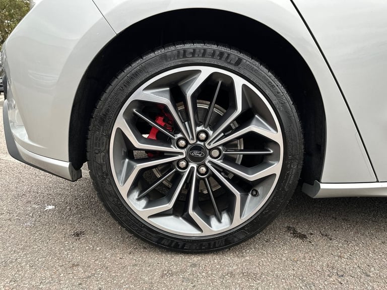 2022 Ford Focus 1.0 EcoBoost Hybrid mHEV 155 ST-Line Vignale 5dr HATCHBACK PETROL Manual