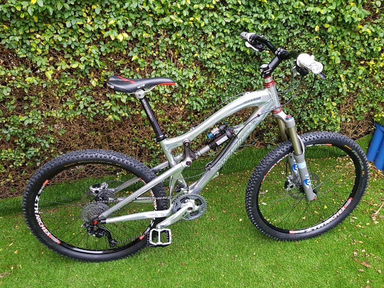 image for Santa Cruz nomad mk1 full suspension mountain bike ( S / M ) )