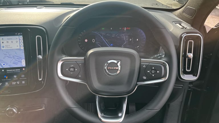 2025 Volvo XC40 2.0 B4 MHEV Plus Black Edition DCT Auto Euro 6 (s/s) 5dr ESTATE Petrol/Electric H...